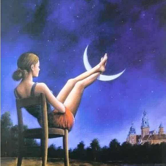 Meet your Posher, Heather 🧚‍♂️ - Picture 4 of 7